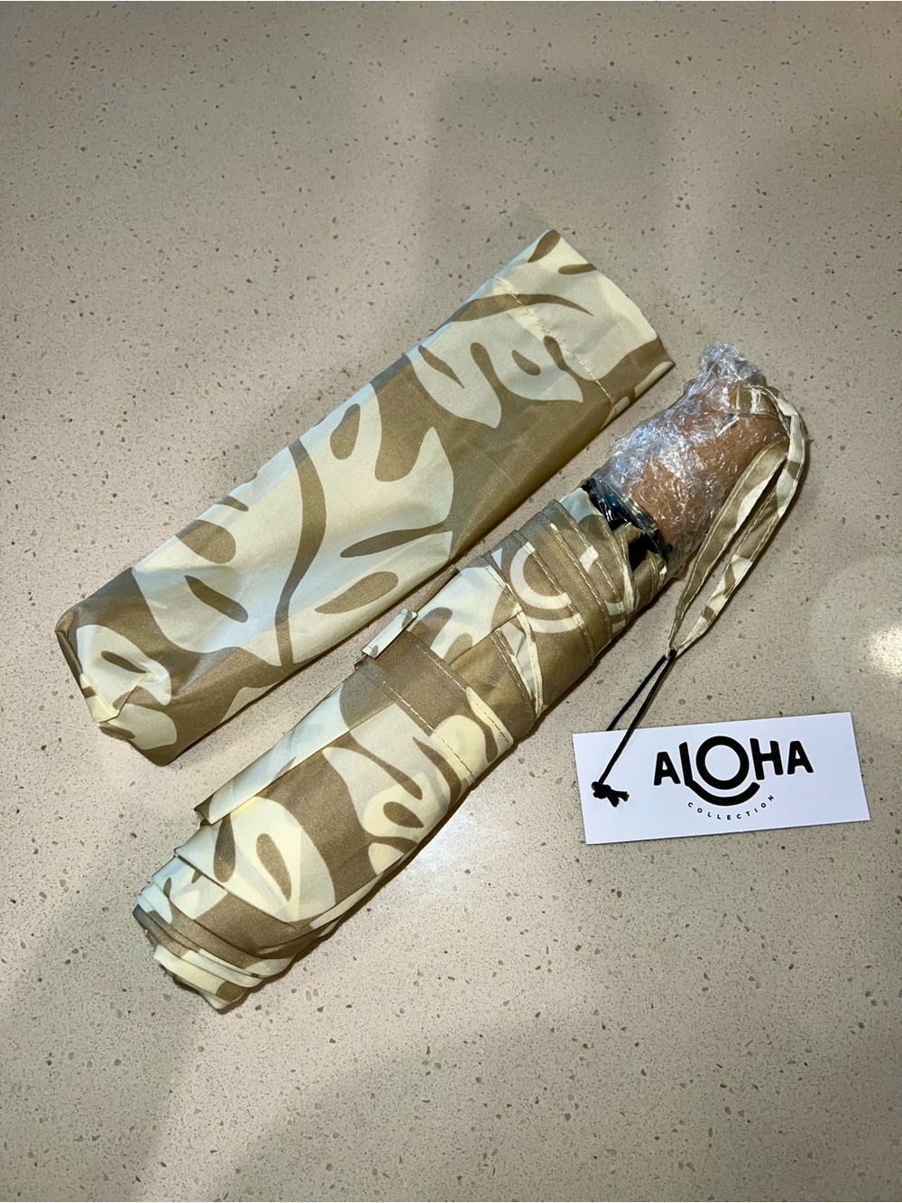 Aloha Collection Beige & Cream Foldable Umbrella - NEW WITH TAG